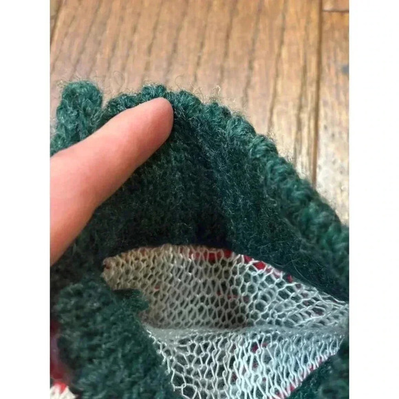 Vintage 80s Knit Set Of (2) Christmas Stocking Red Green Snowflake - Picture 8 of 10